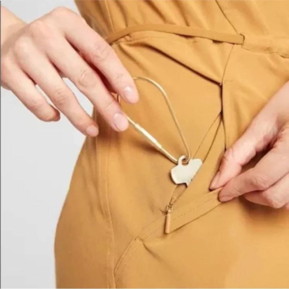 Athleta Marlow Gold Yellow Romper Size Extra Large - Picture 4 of 12